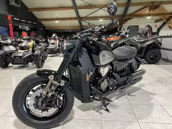 QJ Motor SRV 600 V - Photo 2