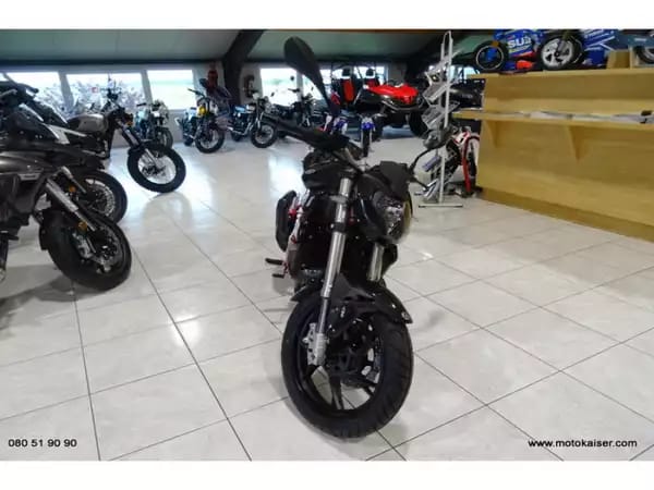 Benelli BN 125 E5 - Photo 2