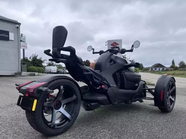 Can Am Ryker MY25 900 SPORT acc. 219401167, 219400843, 219400842 - Photo 3