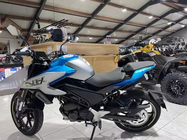 CF Moto 125 NK - Photo 3