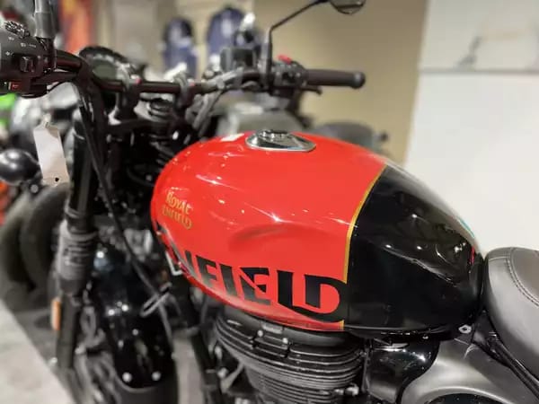 Royal Enfield Hunter 350 REBEL RED - Photo 3