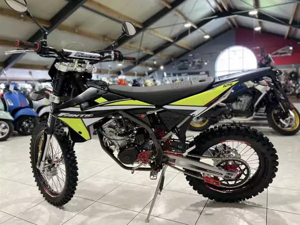 Fantic Enduro 125 XEF 4T PERFORMANCE - Photo 3