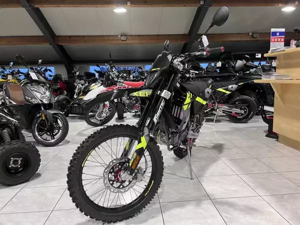 Fantic Enduro 125 XEF 4T PERFORMANCE - Photo 2