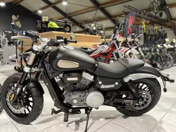 Benda Avengers 300 - Photo 3