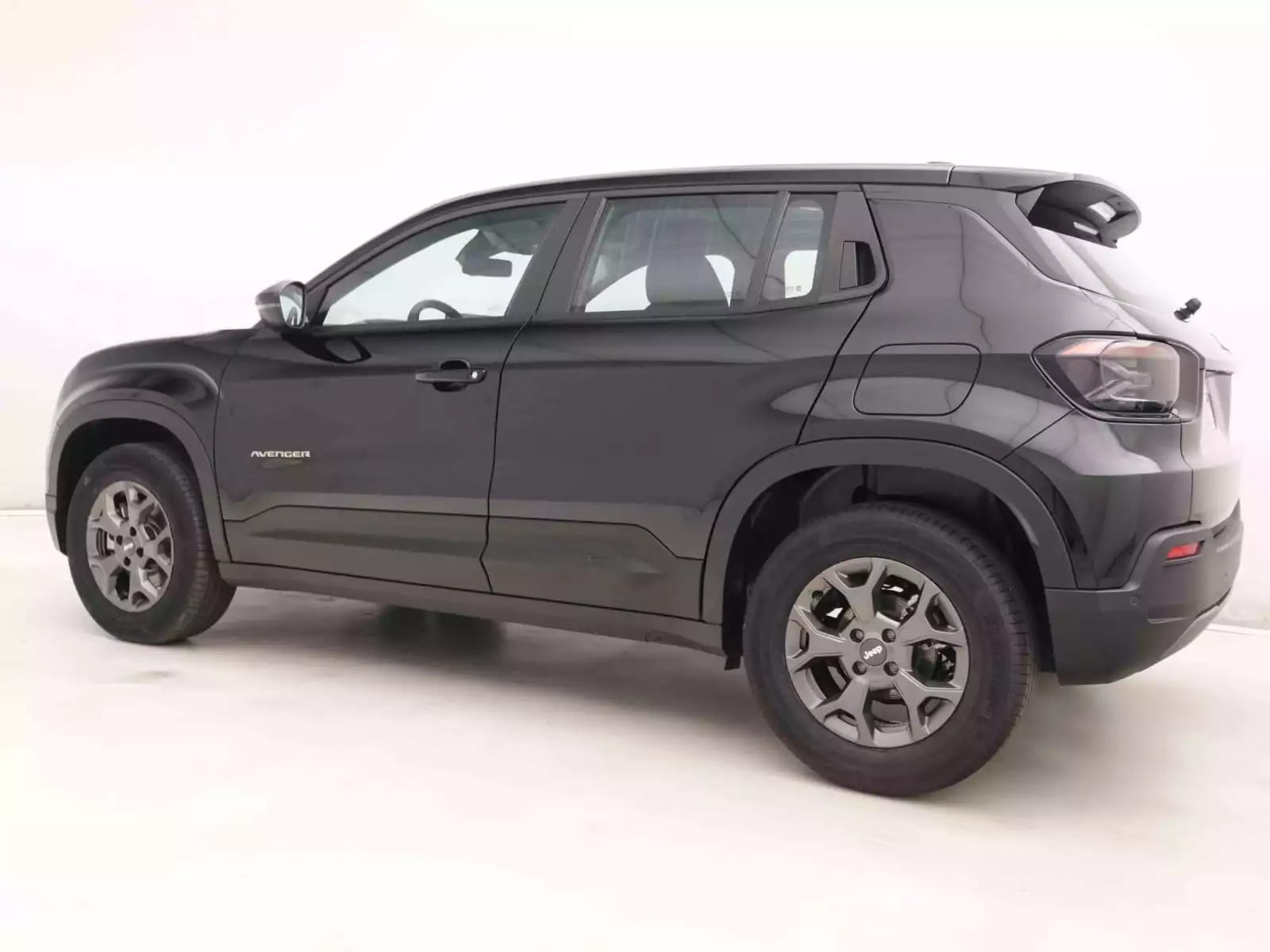 Jeep Avenger 1.2 MHEV DCT Longitide - Photo 1