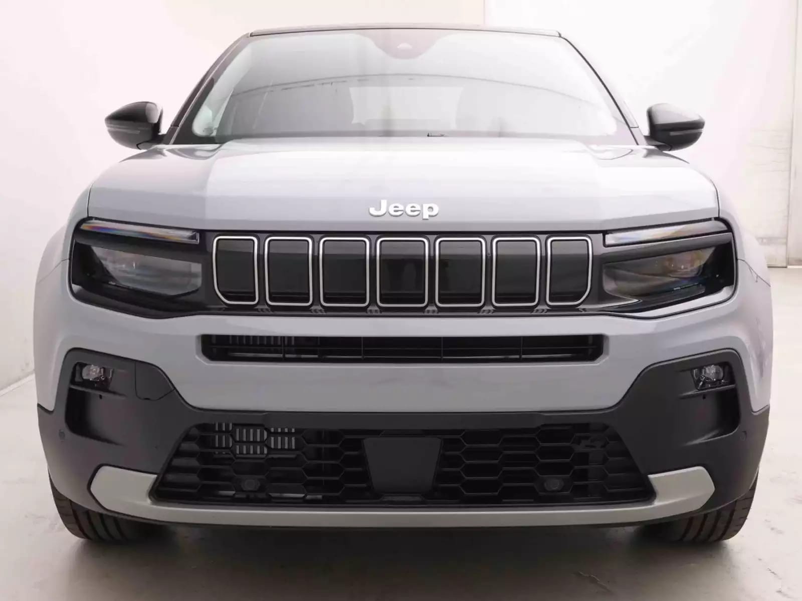 Jeep Avenger 1.2 MHEV DCT Summit - Photo 1