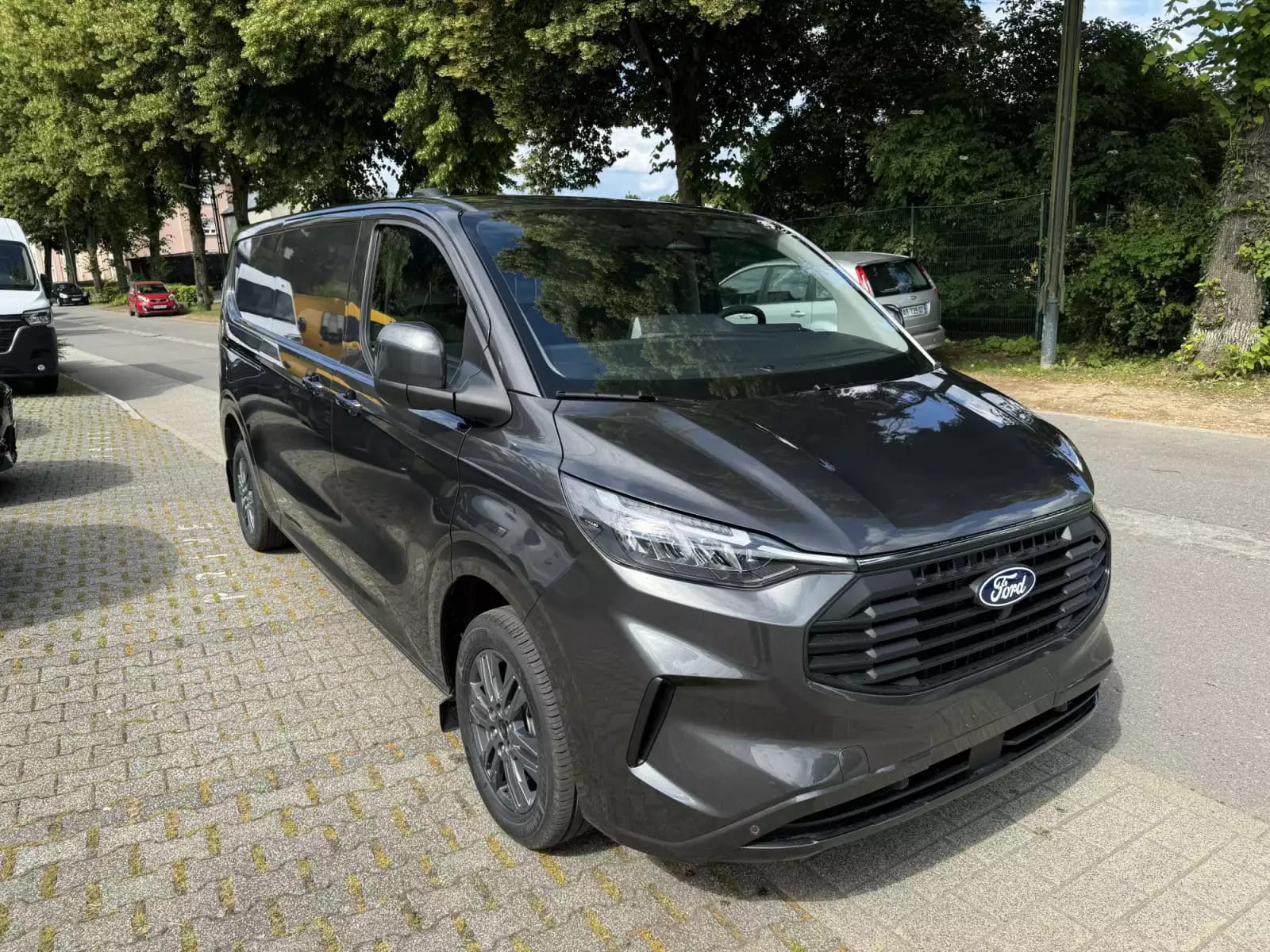 Ford Transit Custom 2.0 ECOBLUE 170 BVA L2H1 Limitited - Photo 1