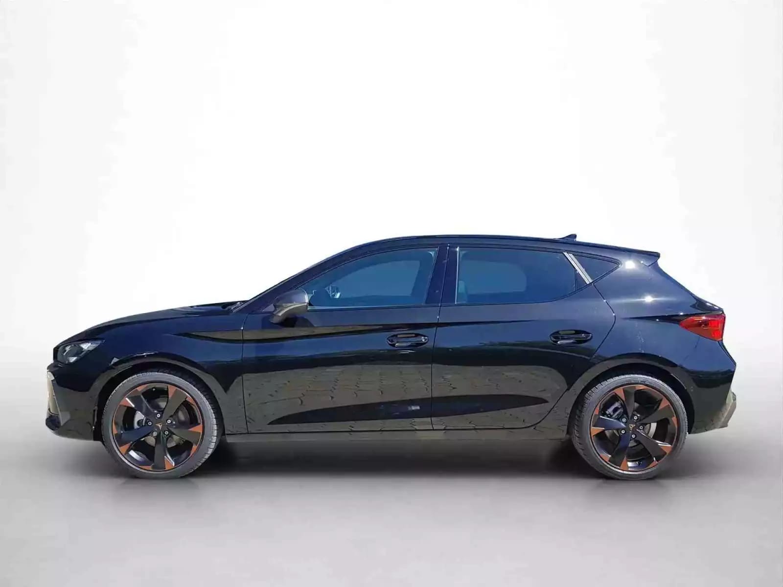 Cupra Leon 1.5 eTSI 150 DSG - Photo 1