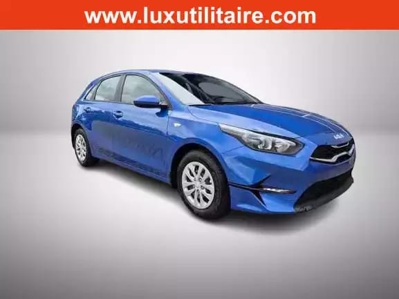 Kia Ceed 1.5 T-GDI AUTO 140 Vision - Photo 1