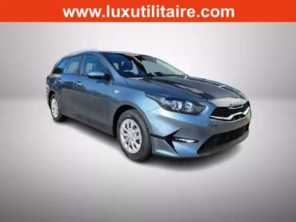 Kia Ceed 1.5 T-GDI AUTO 140 Vision SW - Photo 1