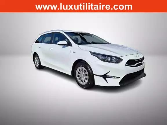 Kia Ceed 1.5 T-GDI AUTO 140 Vision SW - Photo 1