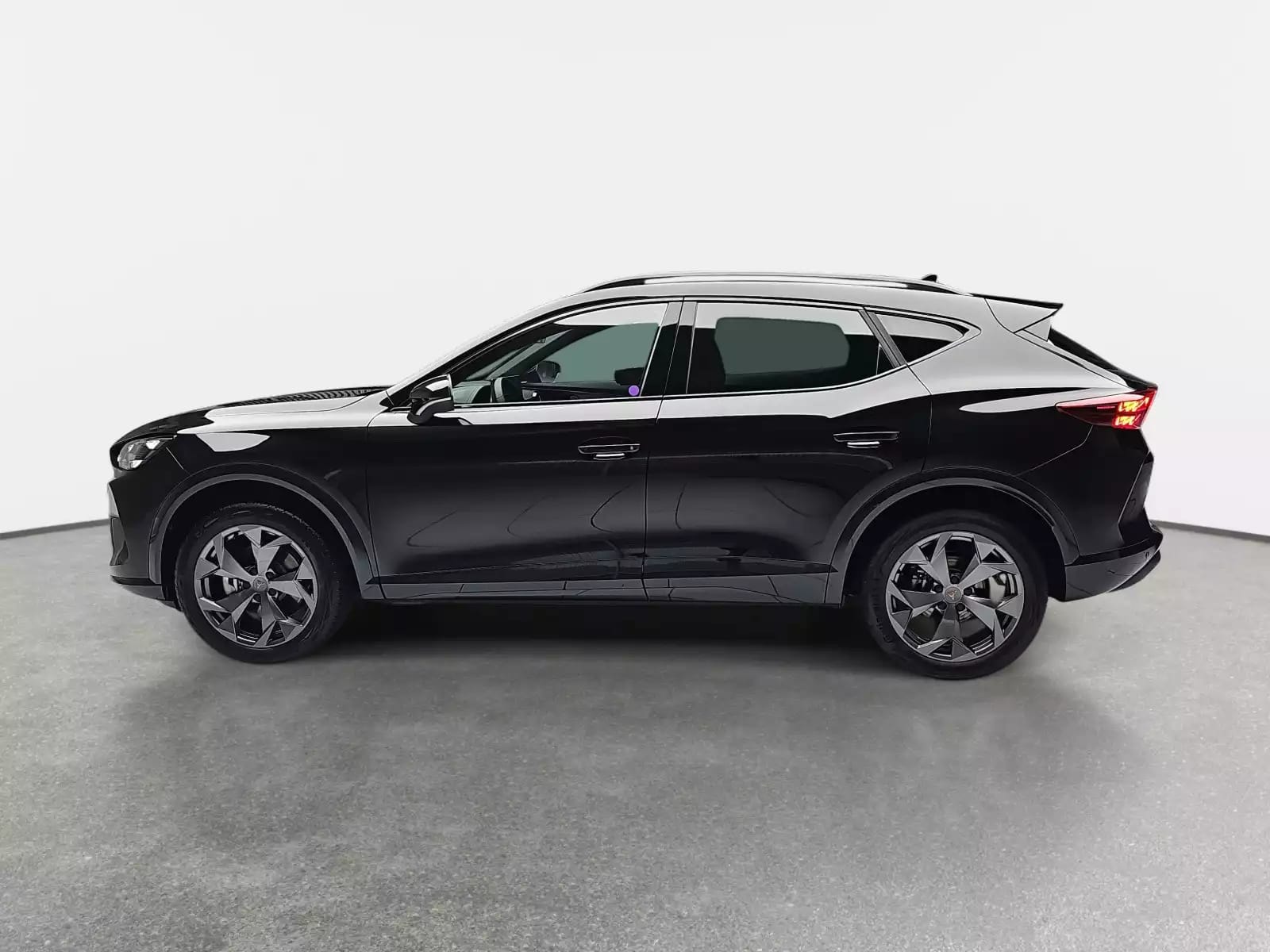 Cupra Formentor 1.5 e-Hybrid PHEV DSG 204 - Photo 1