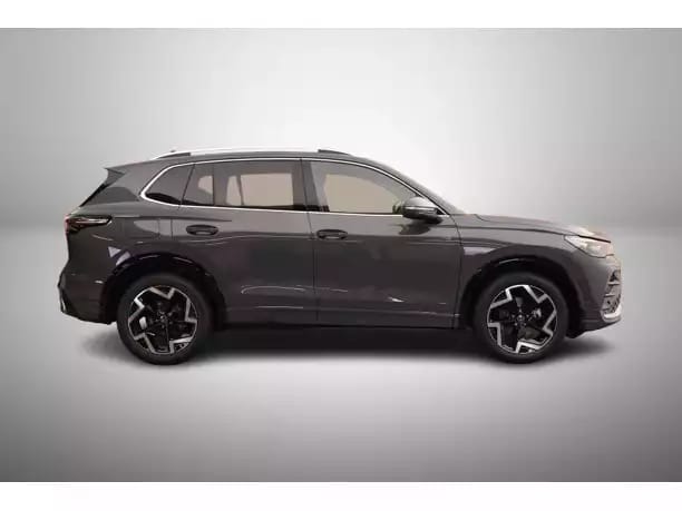 Volkswagen Tiguan 1.5 eTSI 150 DSG R-Line - Photo 1