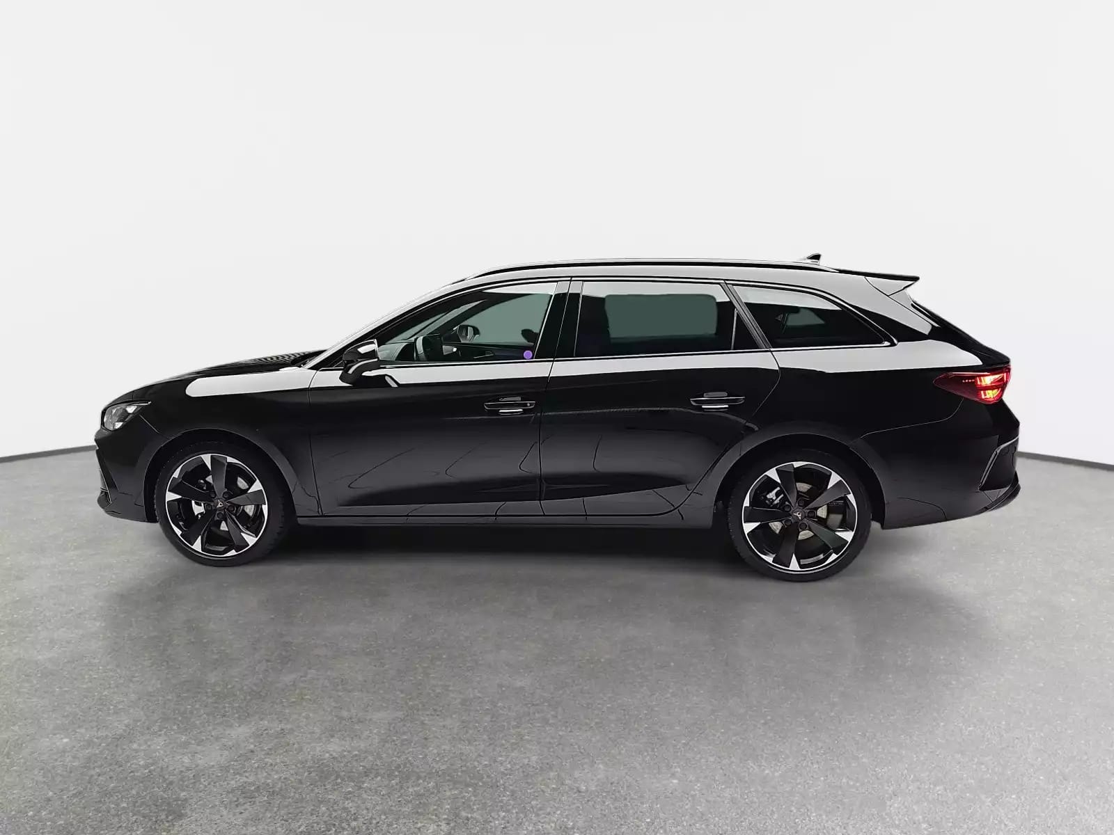 Cupra Leon 1.5 eTSi DSG 150 Kombi - Photo 1