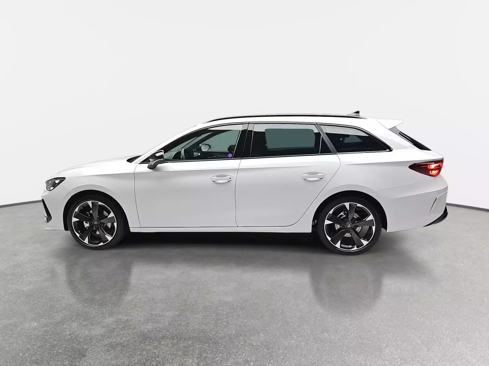 Cupra Leon 1.5 eTSi DSG 150 Kombi - Photo 1