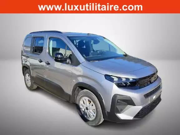 Peugeot Rifter AT 130 N1/NAVY/Kamera - Photo 1