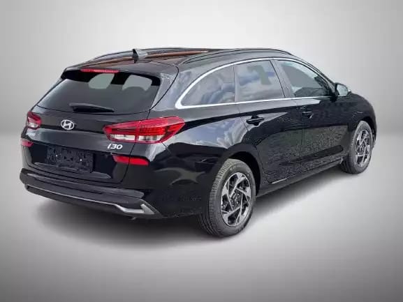 Hyundai i30 1.5 T-GDI 140 DCT Trend + - Photo 1