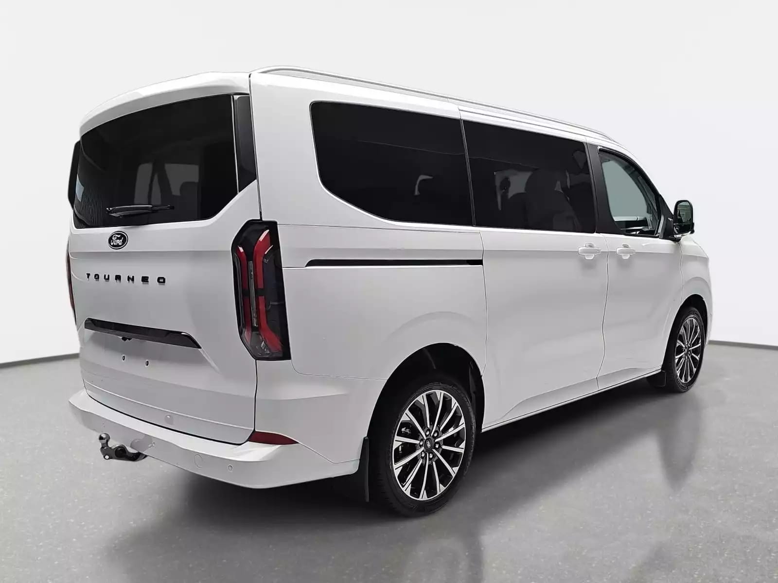 Ford Tourneo Custom 2.0 TDCI ECOBLUE 170 L1 Titanium X - Photo 1