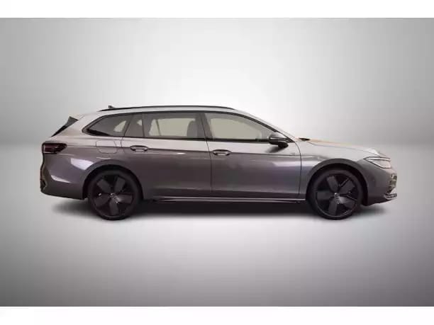 Volkswagen Passat Variant 2.0 TSI 204 DSG R-Line - Photo 1