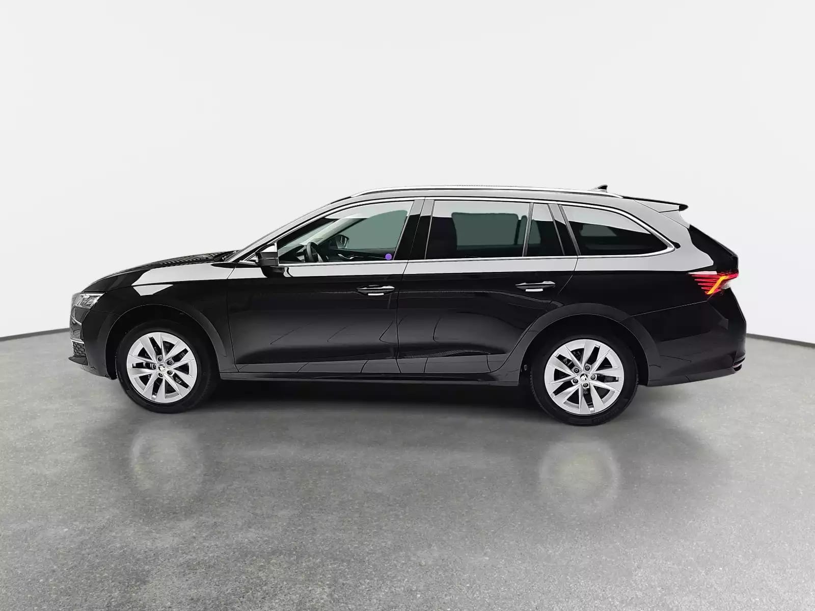 Skoda Octavia 1.5 TSi 150 DSG SELECTION - Photo 1