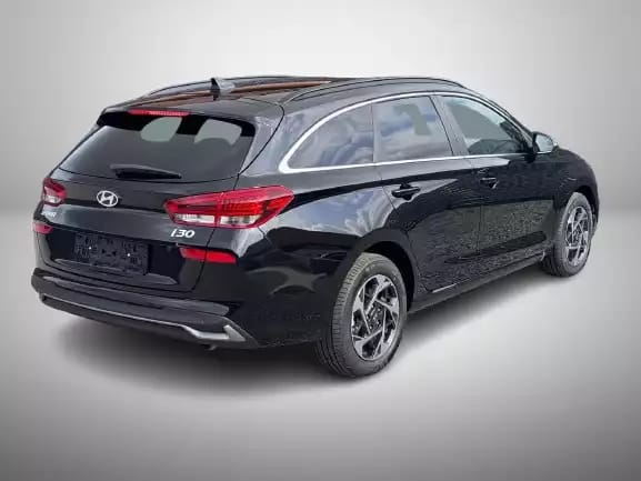 Hyundai i30 1.5 T-GDI 140 DCT Trend + - Photo 1