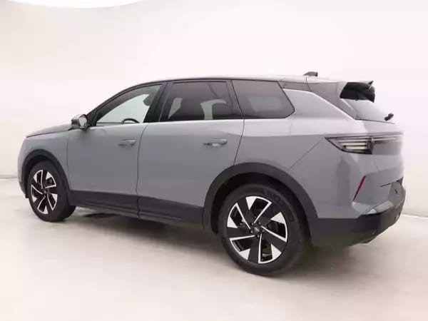 Opel Grandland 1.2 T Hybrid 145 GS - Photo 2