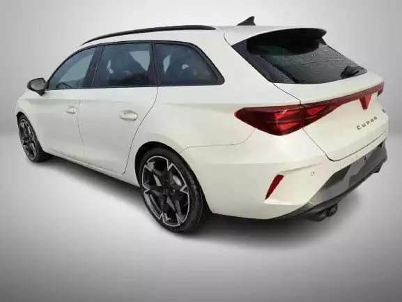 Cupra Leon 2.0 TSi DSG 333  4DRIVE - Photo 2