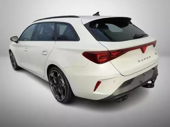 Cupra Leon 2.0 TSi DSG 333  4DRIVE - Photo 2