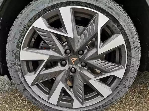 Cupra Formentor 2.0 TSi DSG 333 Facelift 4DRIVE - Photo 2