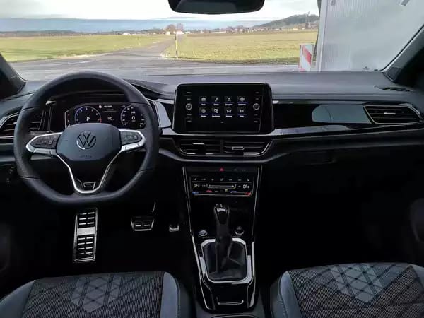 Volkswagen T-Roc 1.5 TSI 150 DSG R-Line - Photo 3