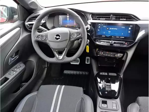 Opel Corsa 1.2 TURBO E-DCT 110  GS - Photo 3