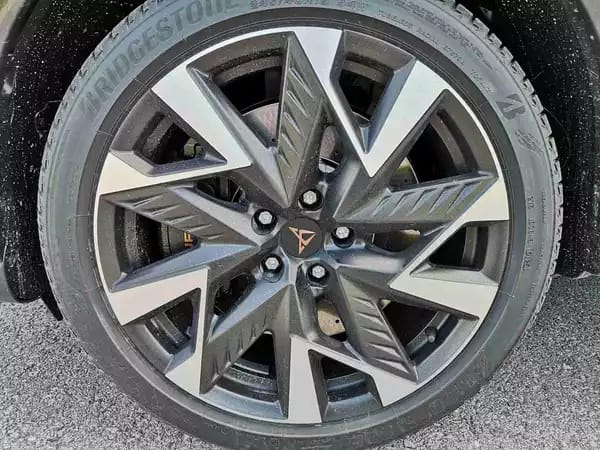 Cupra Formentor 2.0 TSi DSG 333 Facelift 4DRIVE - Photo 3