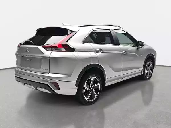 Mitsubishi Eclipse Cross 2.4 MIVEC PHEV CVT Select - Photo 2
