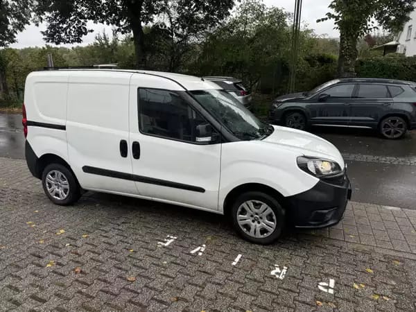 Fiat Doblo 1.3 MJet 95 - Photo 3