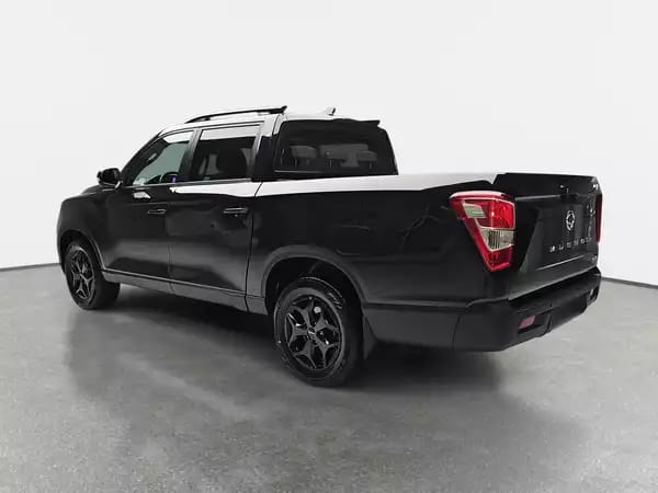 KG Mobility Grand Musso 2.2 Diesel 202 AT 4WD Black - Photo 3