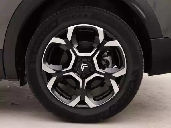 Citroën C5 Aircross 1.2 Hybride 145 e-DC6 Max - Photo 3