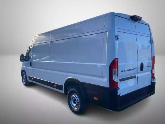 Peugeot Boxer 2.2 BlueHDI 180 EAT8 L4H2 - Photo 2