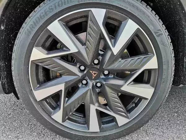 Cupra Formentor 2.0 TSi DSG 333 Facelift 4DRIVE - Photo 3