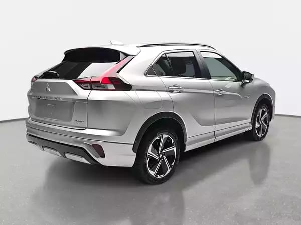 Mitsubishi Eclipse Cross 2.4 MIVEC PHEV CVT Select - Photo 2