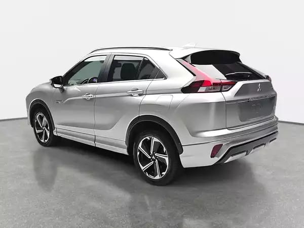 Mitsubishi Eclipse Cross 2.4 MIVEC PHEV CVT Select - Photo 3