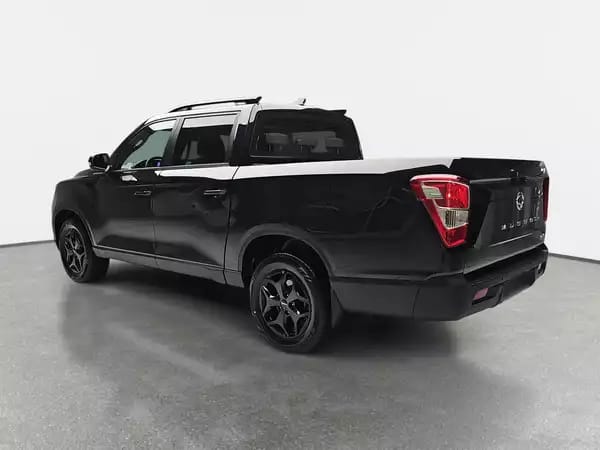 KG Mobility Grand Musso 2.2 Diesel 202 AT 4WD Black - Photo 3