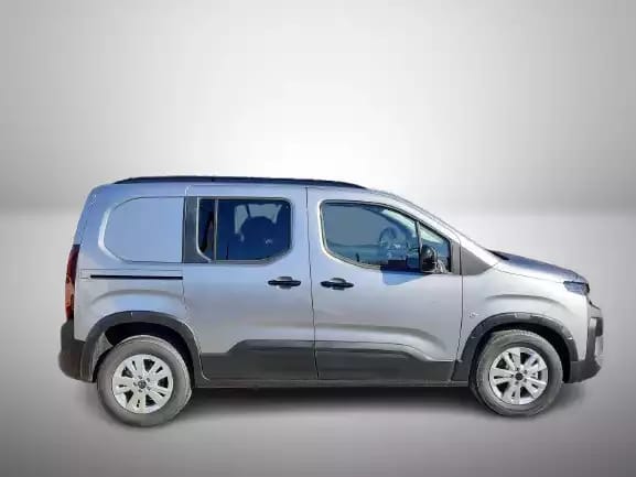 Peugeot Rifter AT 130 N1/NAVY/Kamera - Photo 3