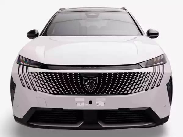 Peugeot 5008 1.2 PureTech 146 e-DSC6 GT - Photo 2
