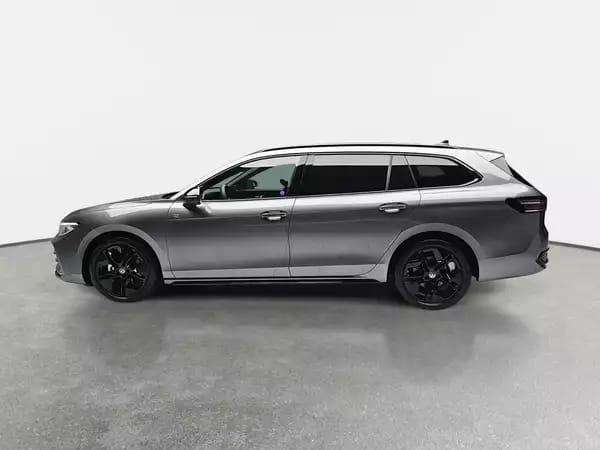 Volkswagen Passat Variant 2.0 TDi DSG 150 R-Line - Photo 2