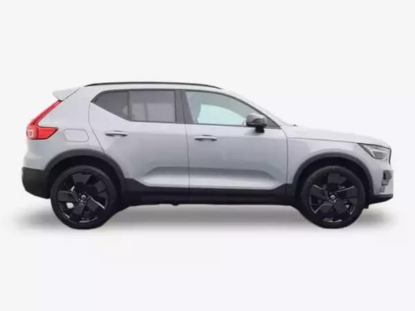 Volvo XC40 2.0 B4 MHD 197  Black Edition - Photo 2