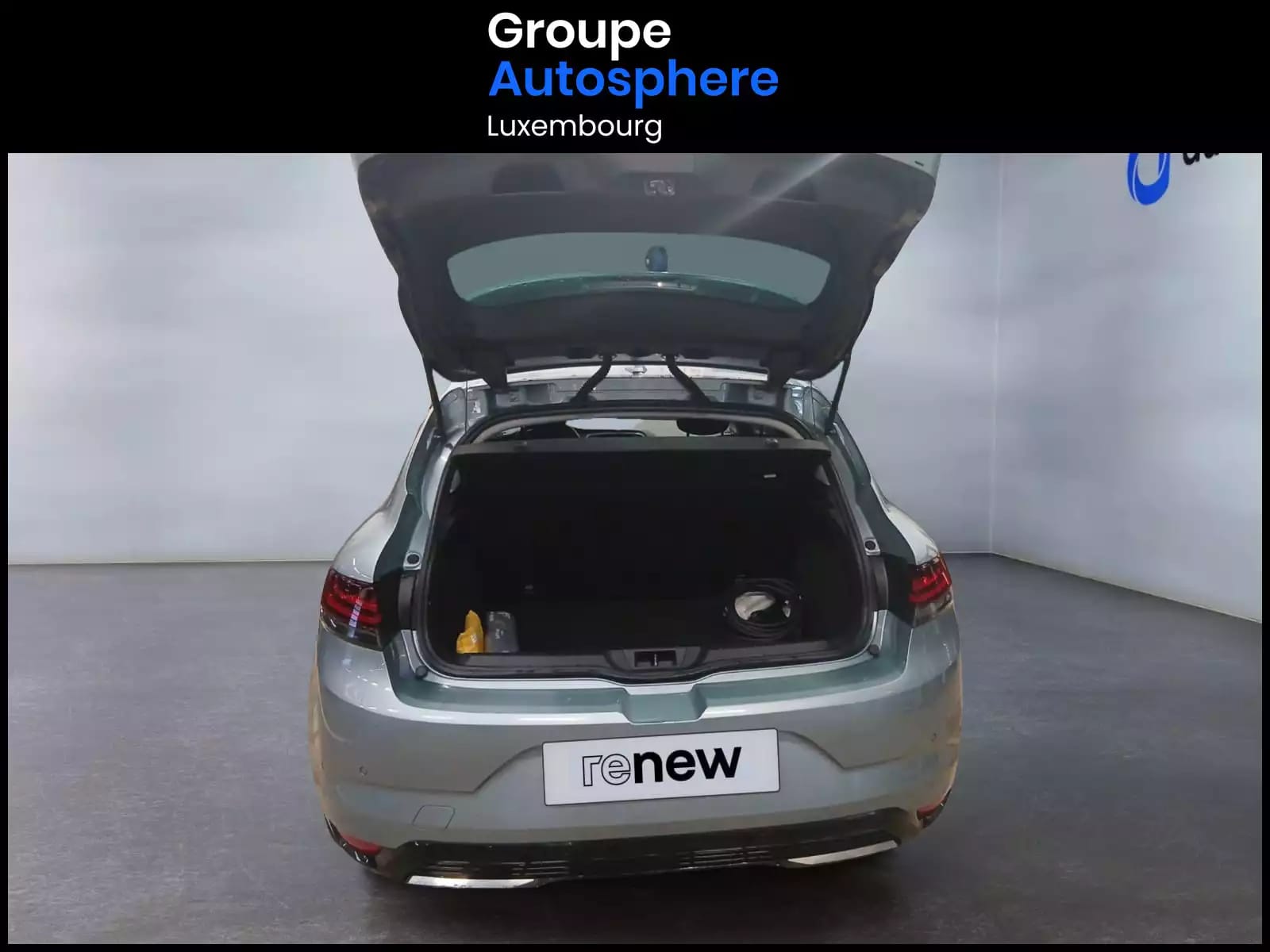 Renault Megane 1.6i E-TECH PHEV Edition One plug-in hybrid - Photo 1