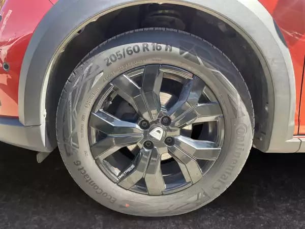 Dacia Jogger 1.6 Hybrid Extreme 5pl - Photo 3