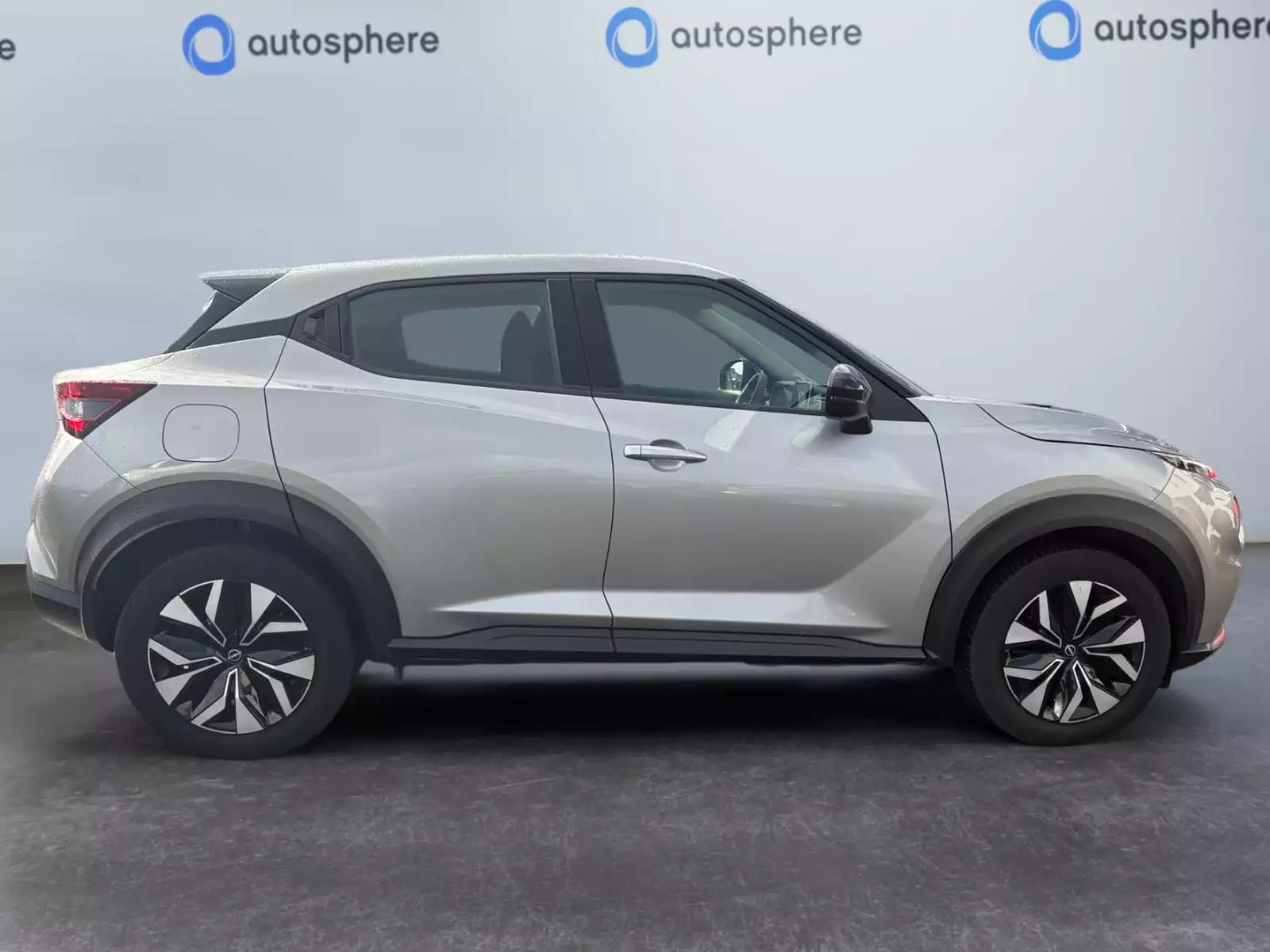 Nissan Juke 1.0 DIG-T Acenta +Comfort Pack - Photo 1