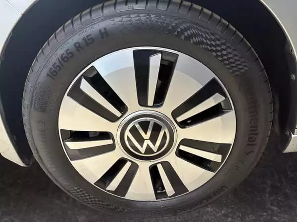 Volkswagen e-up! Up! Move - Photo 3