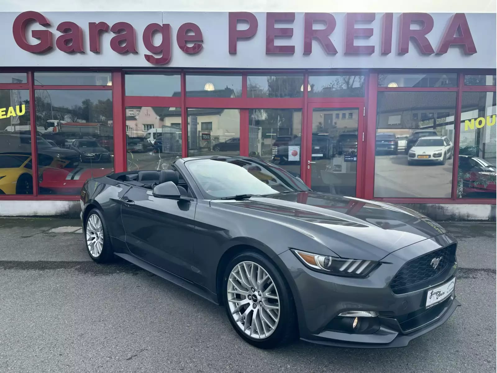 Ford Mustang 2.3 ECOBOOST CABRIO EUROPA Model COC AUTO 1 Hand - Photo 1